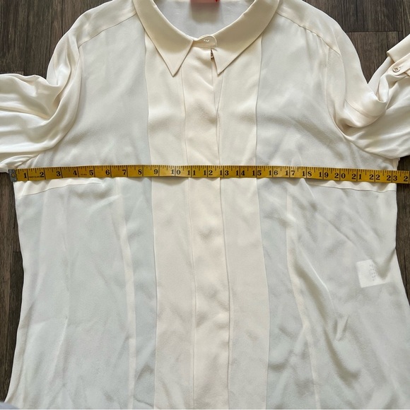 Rena Lange Ivory Silk Pleated Long Sleeve Loose Fit Button Up Blouse Top Size 16 - Picture 12 of 12